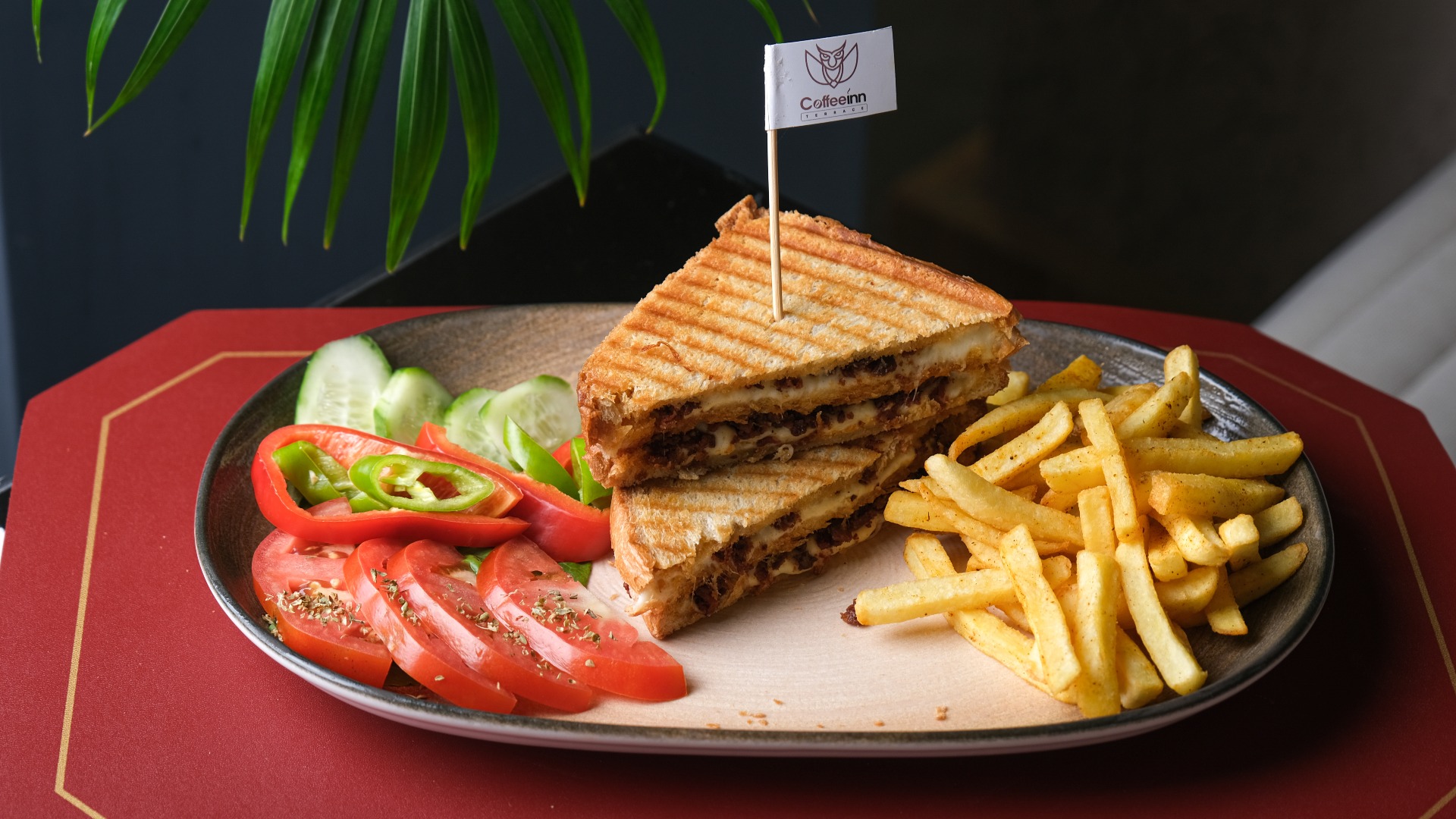 KIBRIS PASTIRMALI TOST MENÜ